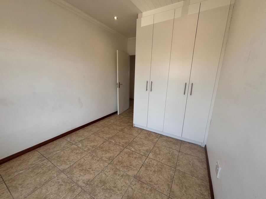 To Let 2 Bedroom Property for Rent in Hagley Western Cape